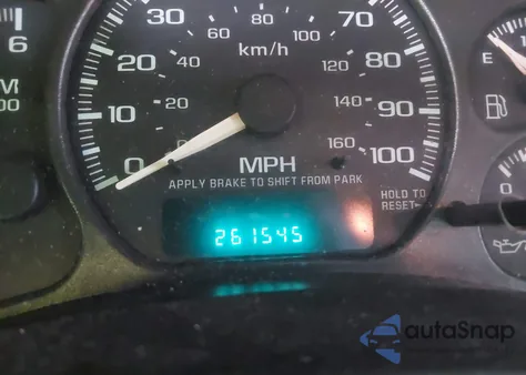 2002 Chevrolet Silverado 1500 Ls z USA, uszkodzony, nr VIN 2GCEC19T121118405